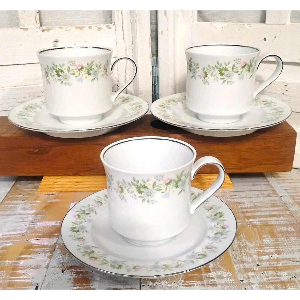 Johann Haviland Bavaria Germany Floral Porcelain Cup & Saucer Set 4 oz White